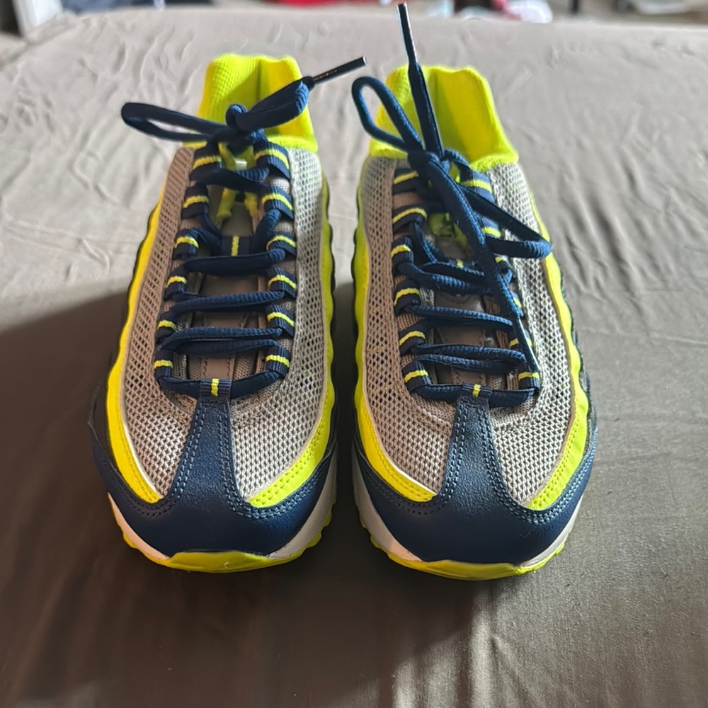 Nike Air Max 95 Blue Volt kids 3.5